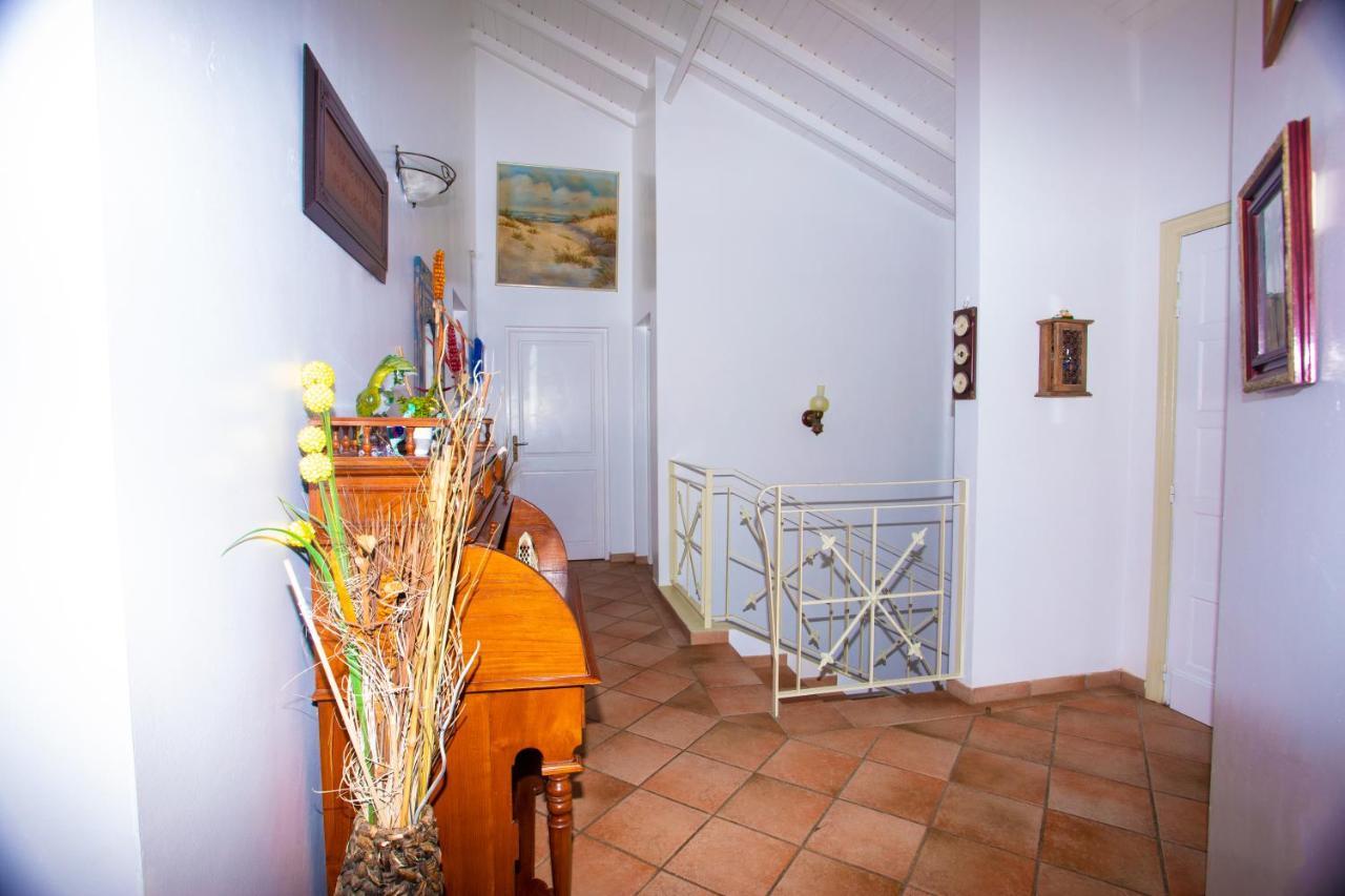 Spacious Villa With Ocean And Mountain View-4 Beds Cul de Sac Esterno foto